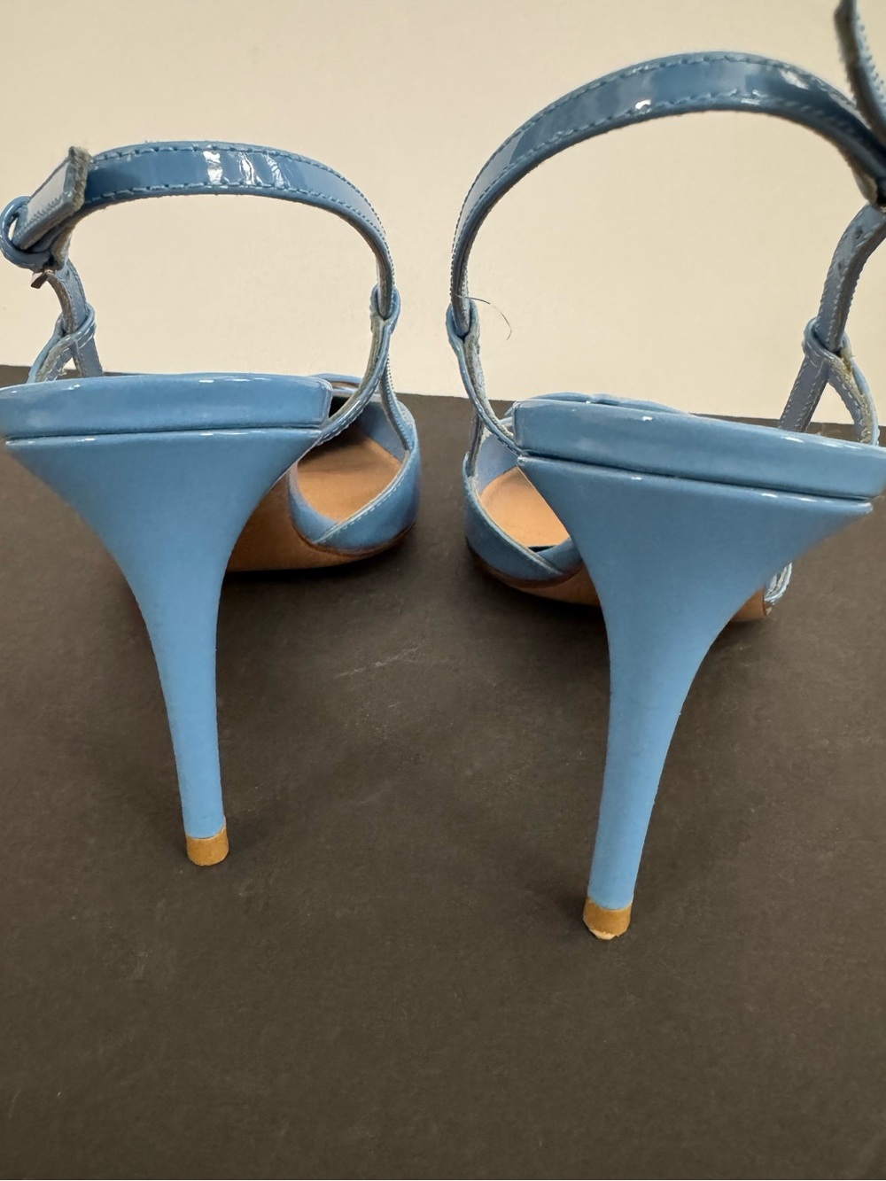 Valentino Sky Blue Patent Slingback Pointed-Toe Heels - Picture 3 of 6